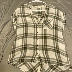 Maurices button up top size large